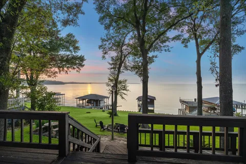 $625,000 | 411 Southwood Shores Drive, Coldspring, TX 77331