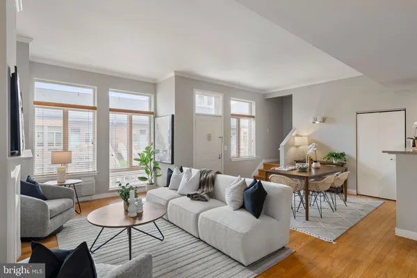 $749,500 | 1900 Hamilton Street, Unit D19, Philadelphia, PA 19130