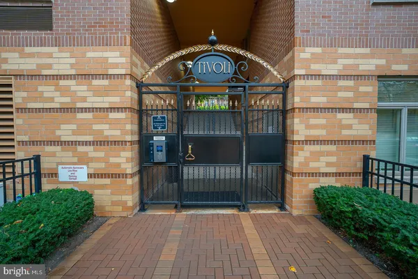 $749,500 | 1900 Hamilton Street, Unit D19, Philadelphia, PA 19130