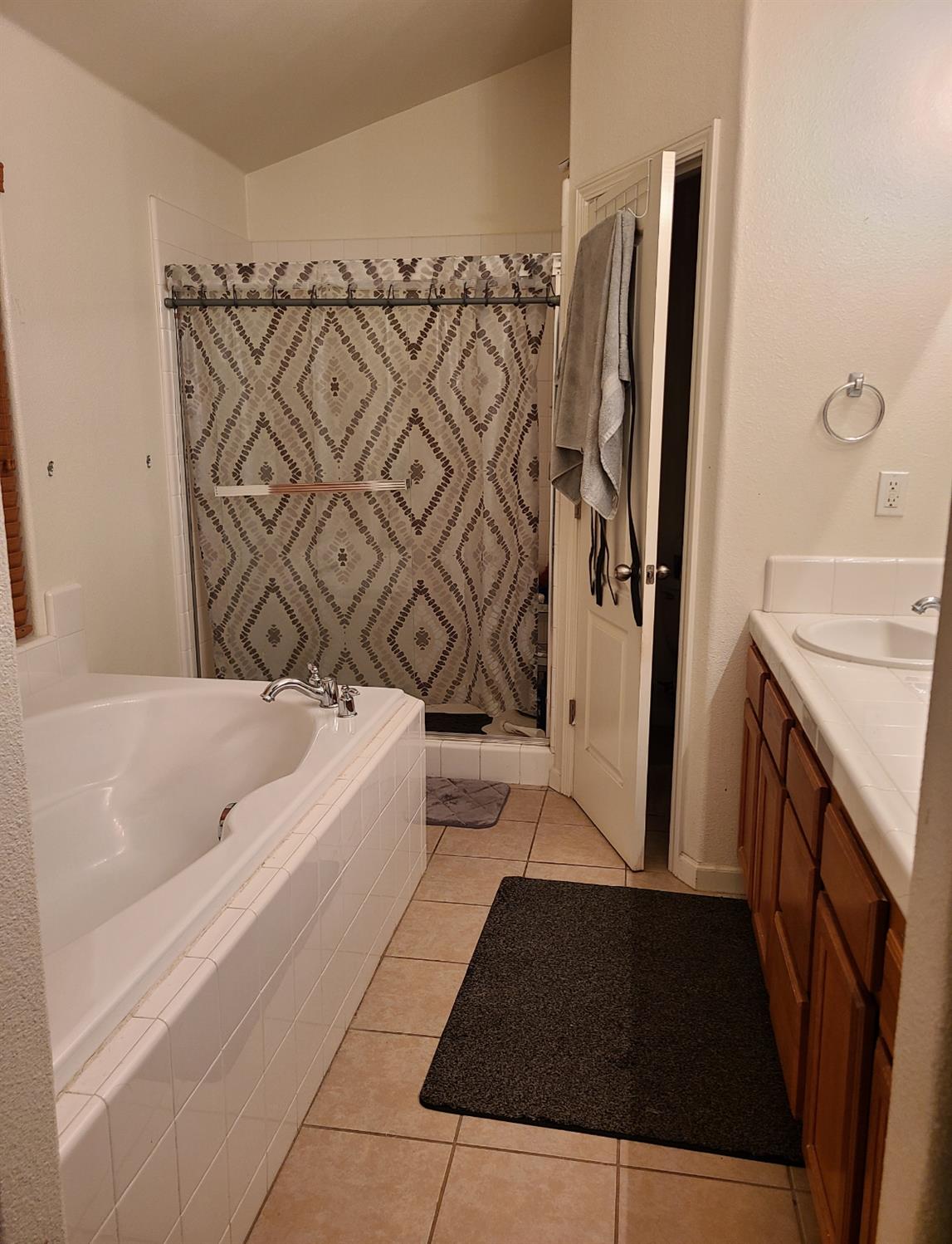 440 East Stanley Avenue Reedley, CA 93654 - Photo 16 of 29 Gallery Image 16