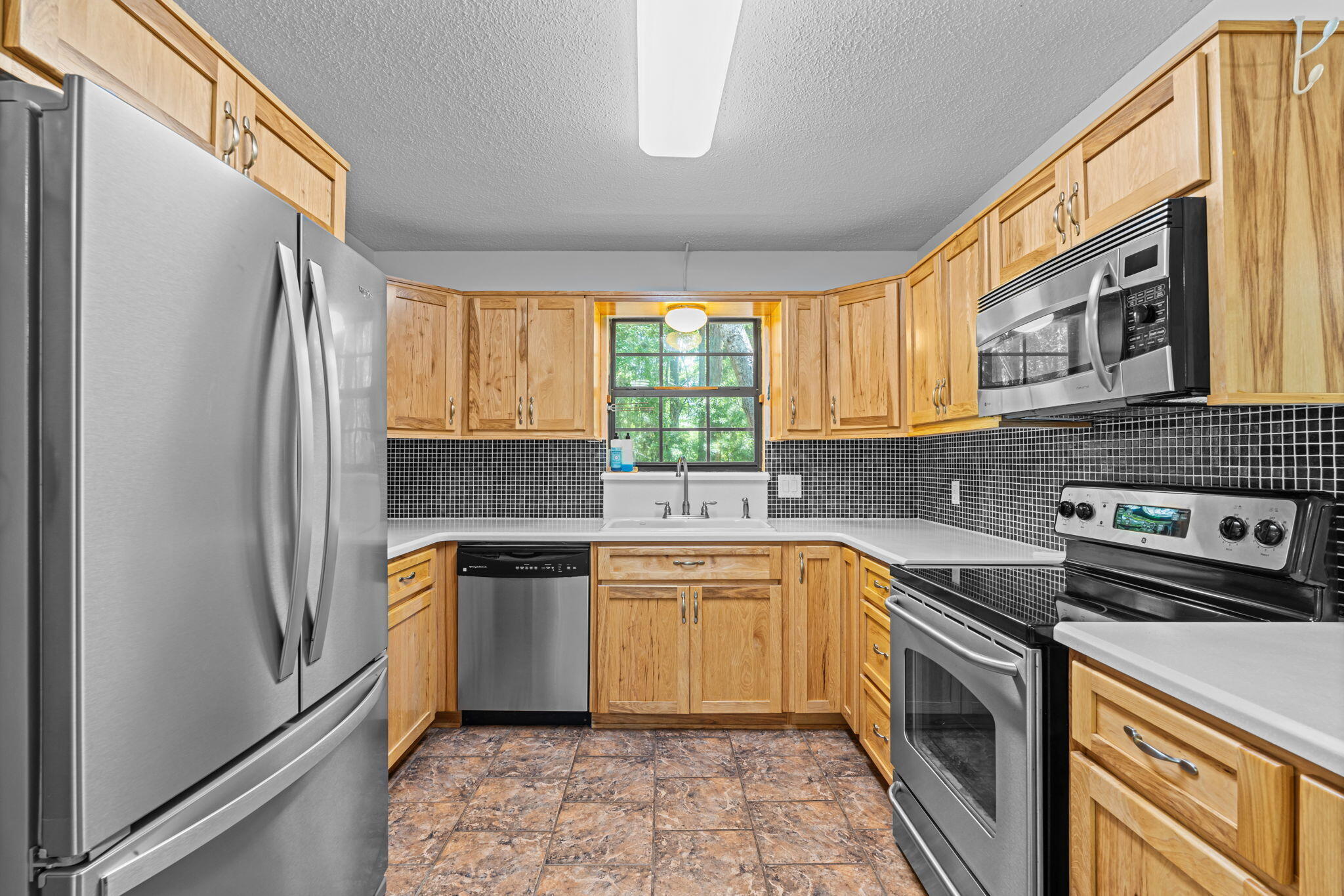 722 Mallet Bayou Road Freeport, FL 32439 - Photo 11 of 47 11-web-or-mls-722 Mallet-11
