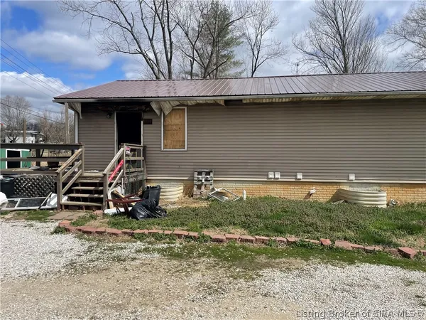 $145,000 | 1130 East Smith Circle, Paoli, IN 47454