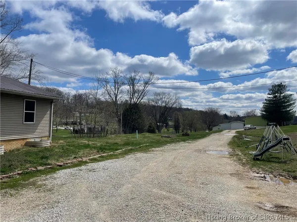 $145,000 | 1130 East Smith Circle, Paoli, IN 47454