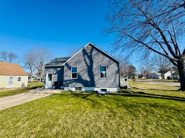 $85,000 | 316 Lawrence Street, Marshall, MN 56258