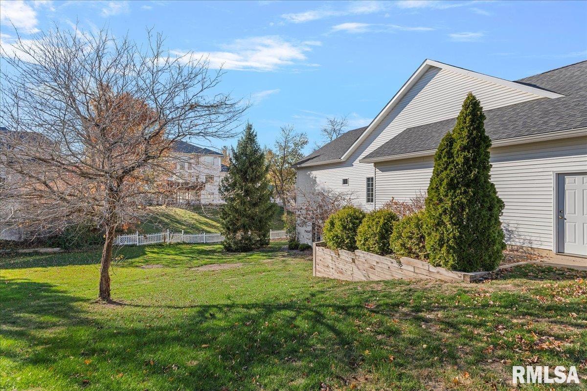 6209 MacKenzie Place Springfield, IL 62711 - Photo 38 of 46