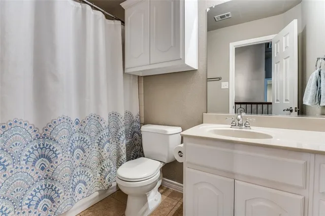 $4,400 | 3032 Larreta, Grand Prairie, TX 75054