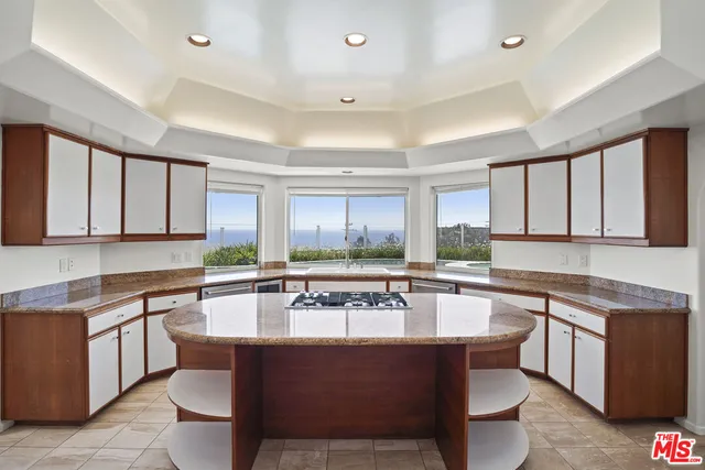 $4,750,000 | 32215 Pacific Coast Highway, Malibu, CA 90265