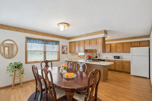 $299,900 | 3222 Tower Court, Clinton, IA 52732