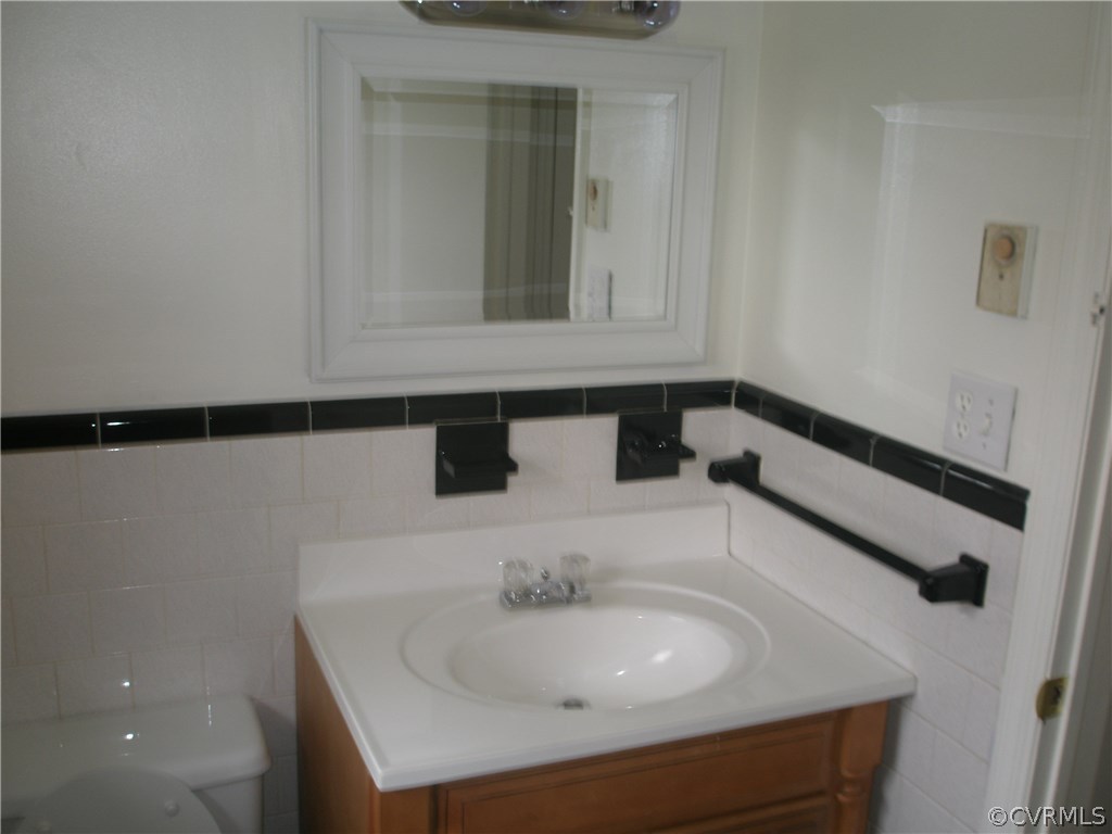 3626 Snyder Road North Chesterfield, VA 23235 - Photo 10 of 22 Gallery Image 10