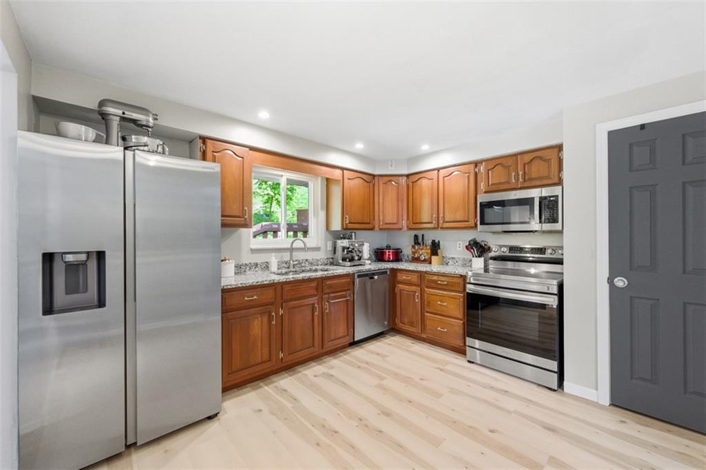 4 Thornridge Road Pittsburgh, PA 15202 - Photo 16 of 38 Gallery Image 16