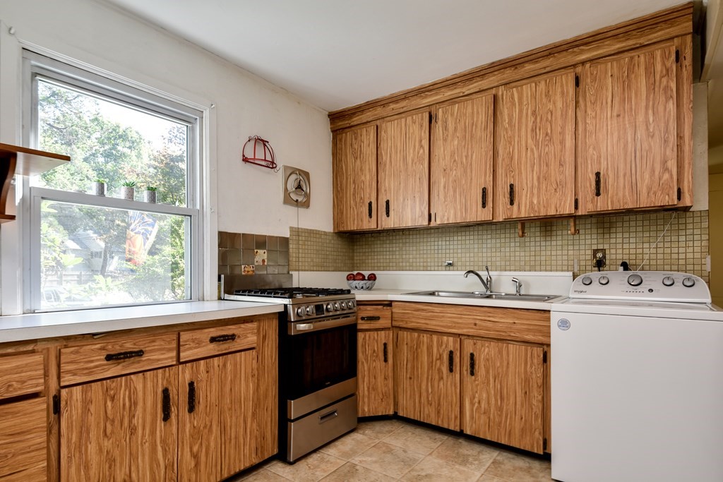 44 Beaver Dam Road Natick, MA 01760 - Photo 11 of 24 Gallery Image 11