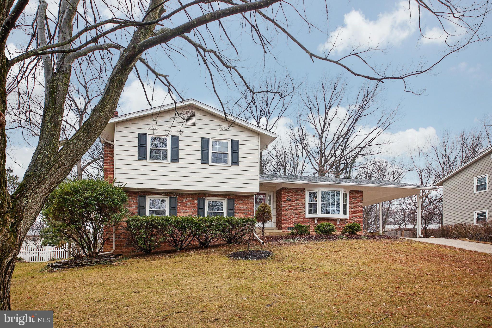 1934 Byrd Road Vienna, VA 22182 - Photo 2 of 30 Exterior (Front)