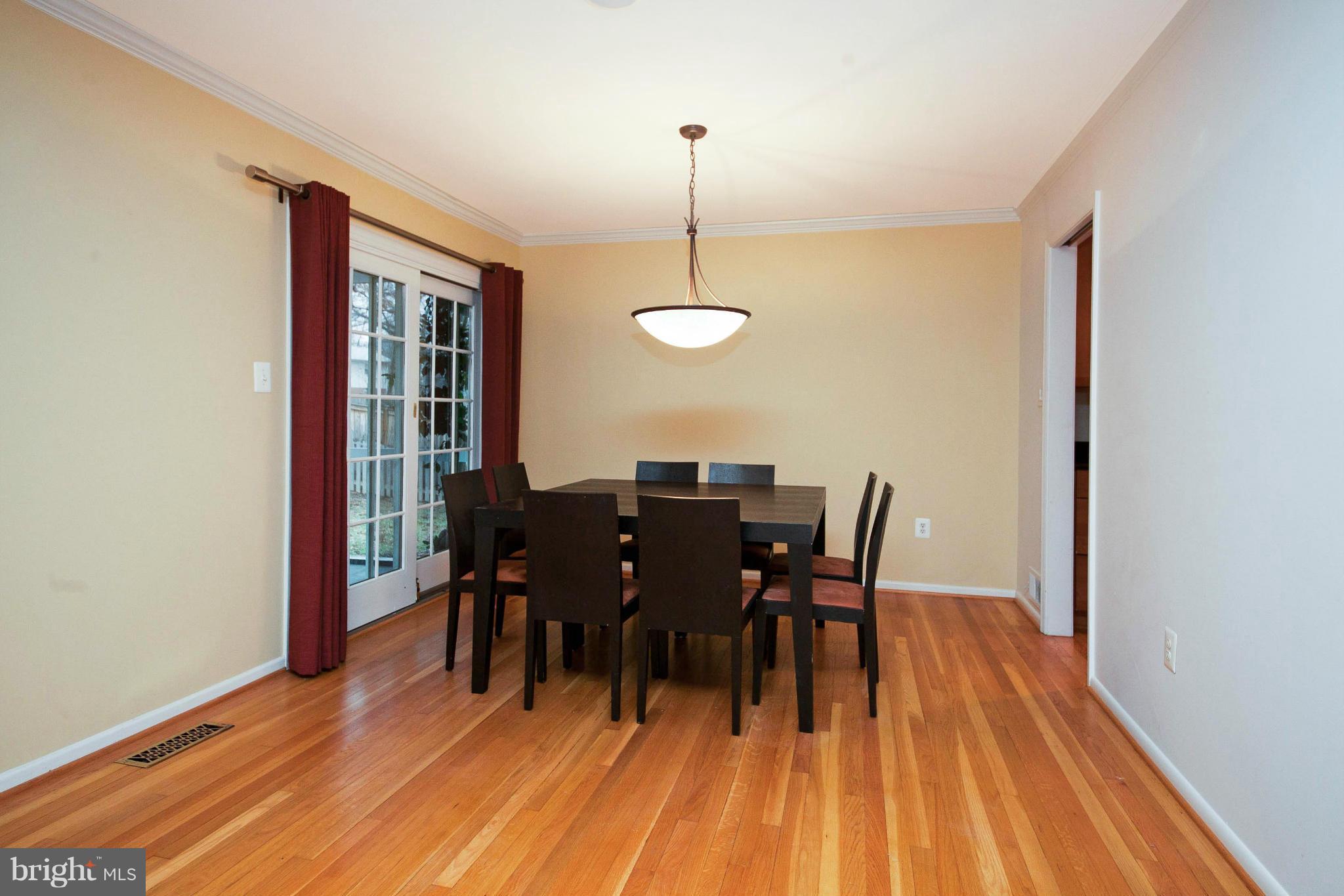 1934 Byrd Road Vienna, VA 22182 - Photo 8 of 30 Dining Room