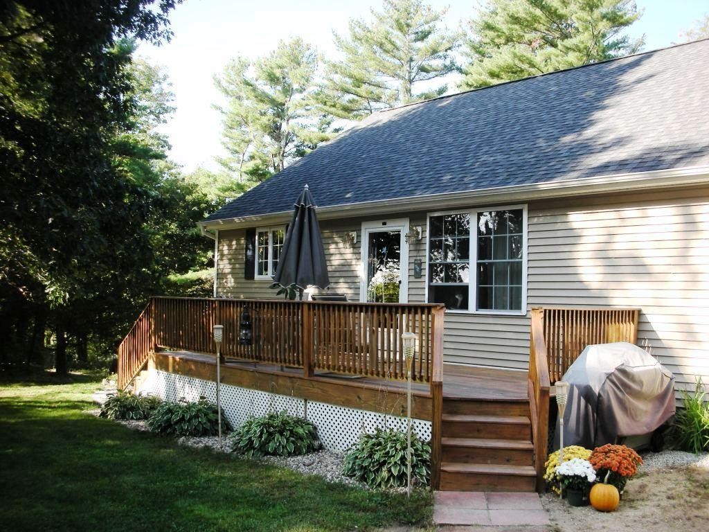 44 Bennett Road Durham, NH 03824 - Photo 2 of 23