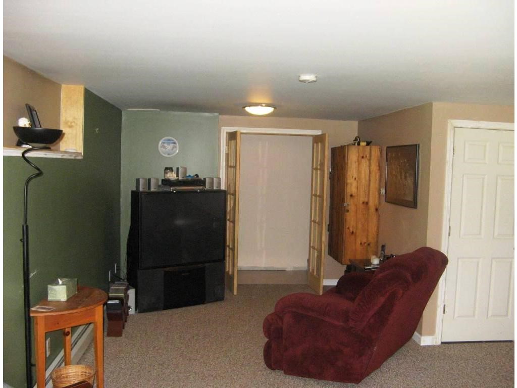 44 Bennett Road Durham, NH 03824 - Photo 13 of 23
