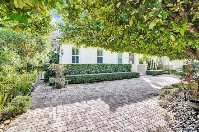 $1,219,000 | 710 Catalonia Avenue, Coral Gables, FL 33134