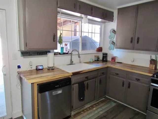 $350,000 | 166 Stanislaus Avenue, Oakdale, CA 95361