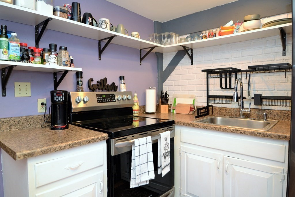 8 Pentucket Avenue Georgetown, MA 01833 - Photo 13 of 30 Gallery Image 13