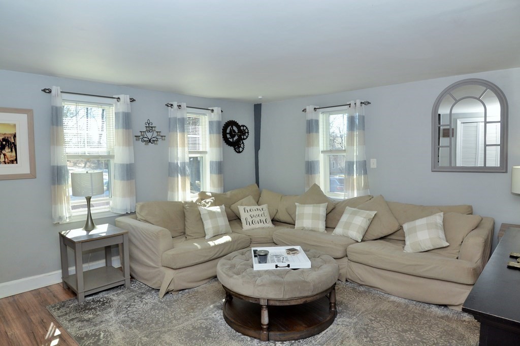 8 Pentucket Avenue Georgetown, MA 01833 - Photo 5 of 30 Gallery Image 5