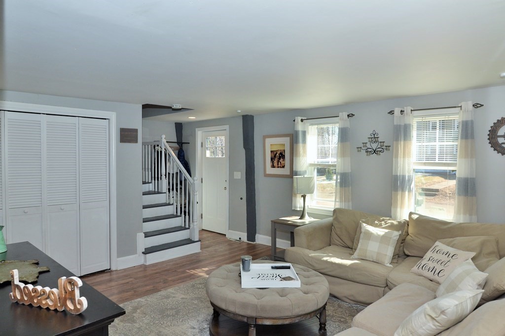 8 Pentucket Avenue Georgetown, MA 01833 - Photo 6 of 30 Gallery Image 6