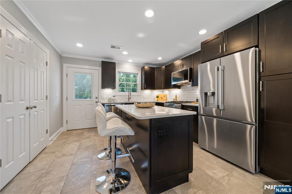 160 Harrington Road Clifton, NJ 07012 - Photo 13 of 30 Gallery Image 13