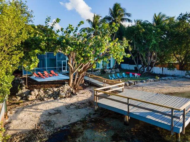 $3,800,000 | 87950 Overseas Highway, Islamorada, FL 33036