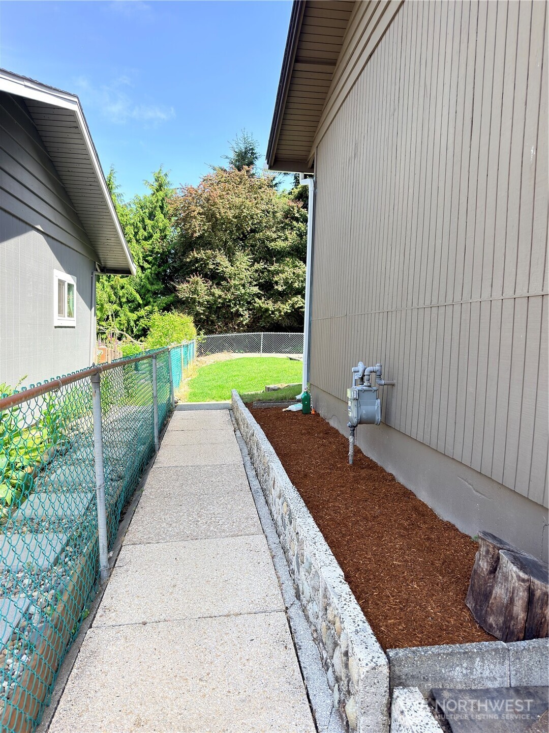 2420 Southwest 326th Street Federal Way, WA 98023 - Photo 34 of 35