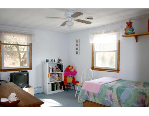 14 Oxbow Road Wayland, MA 01778 - Photo 18 of 24