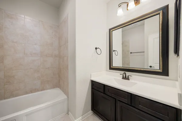 $3,900 | 9338 Taylor Cliff Lane, Cypress, TX 77433