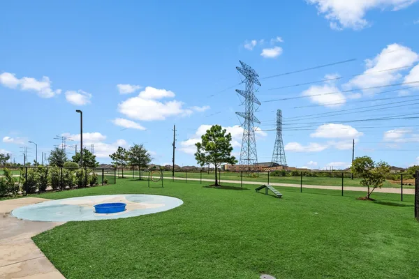 $3,900 | 9338 Taylor Cliff Lane, Cypress, TX 77433