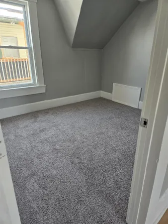 $2,500 | 167 Spruce Street, Unit 3, Manchester, NH 03103