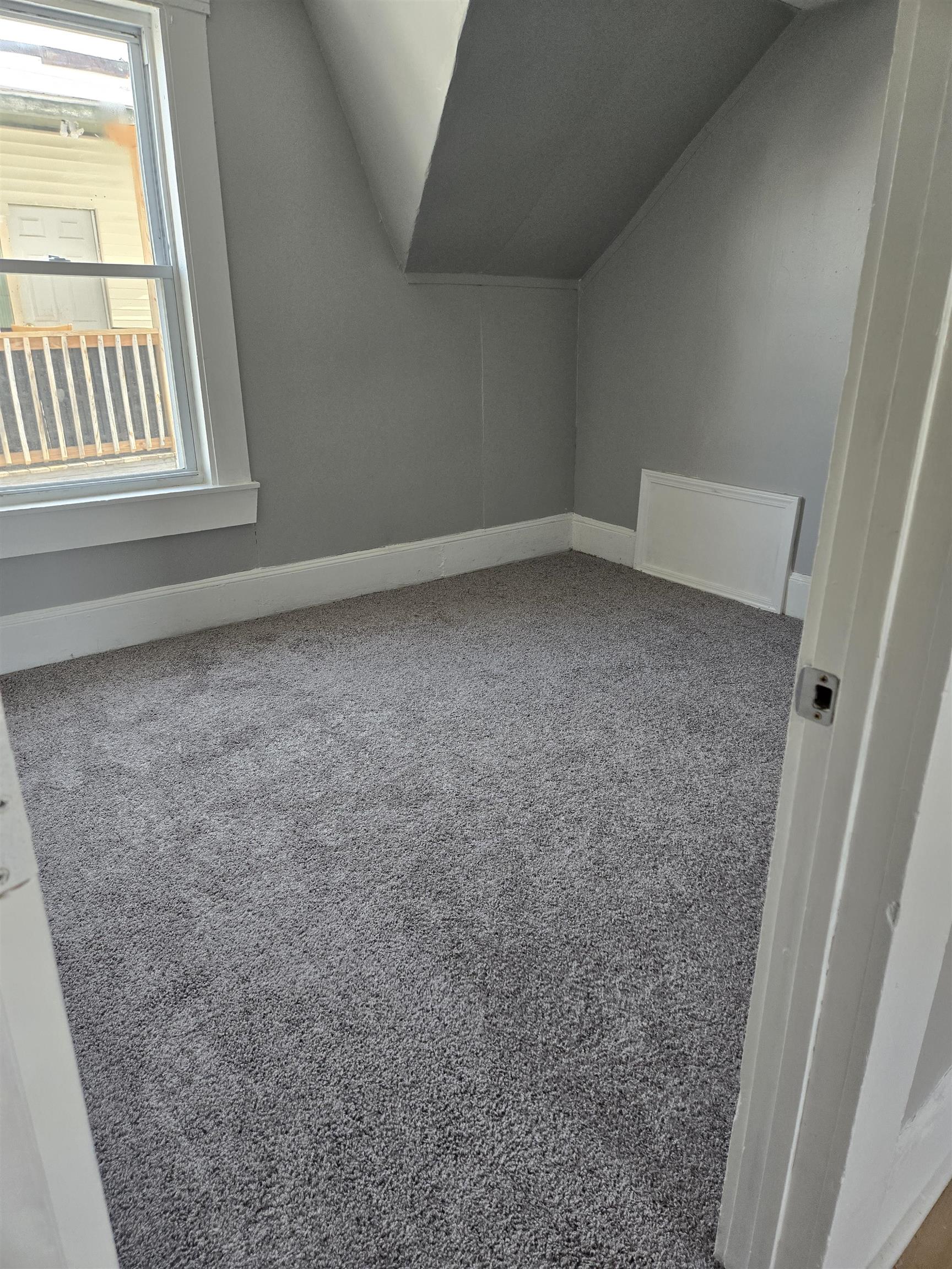 167 Spruce Street, Unit 3 Manchester, NH 03103 - Photo 8 of 8