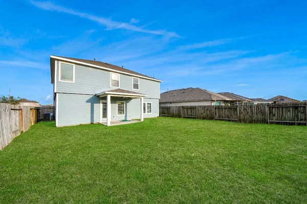$2,475 | 2511 Shining Spur, Alvin, TX 77511
