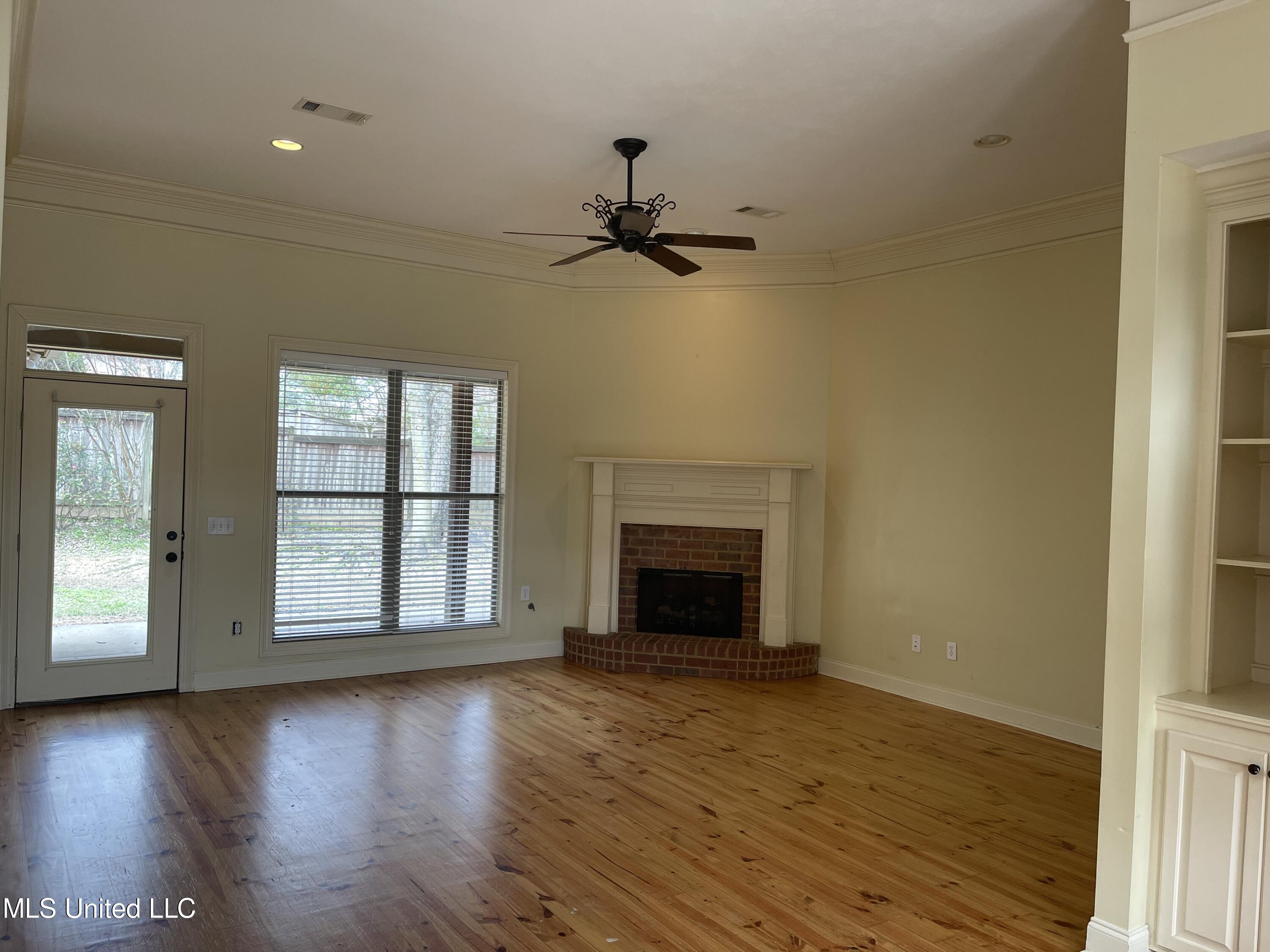 103 Hallmark Place Madison, MS 39110 - Photo 6 of 15 103 Hallmark (14)