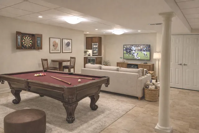 $475,000 | 1742 Pebble Beach Drive, Hoffman Estates, IL 60169