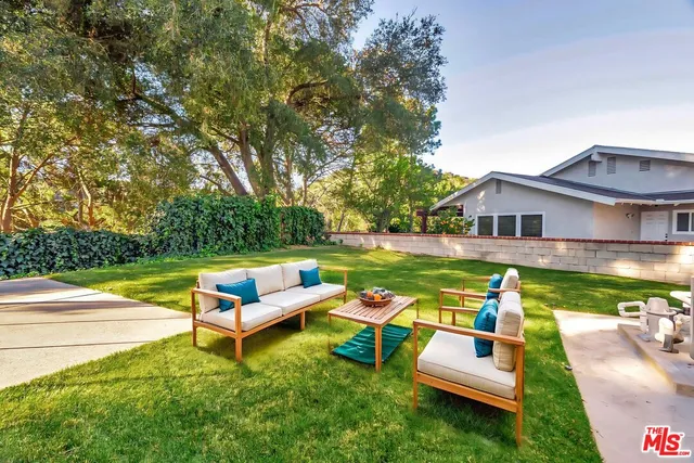 $13,950 | 16608 Park Ln Circle, Los Angeles, CA 90049