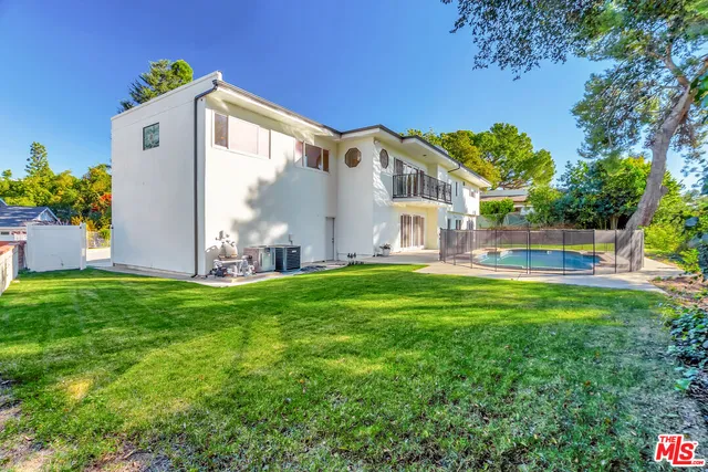 $13,950 | 16608 Park Ln Circle, Los Angeles, CA 90049