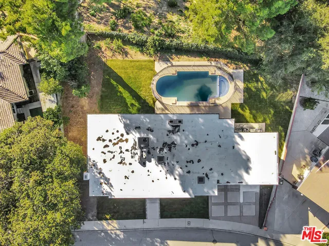 $13,950 | 16608 Park Ln Circle, Los Angeles, CA 90049