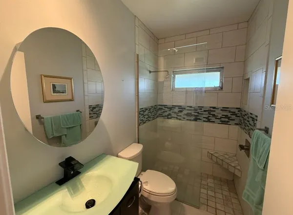 $2,195 | 5835 Tidewood Avenue, Unit 16, Sarasota, FL 34231