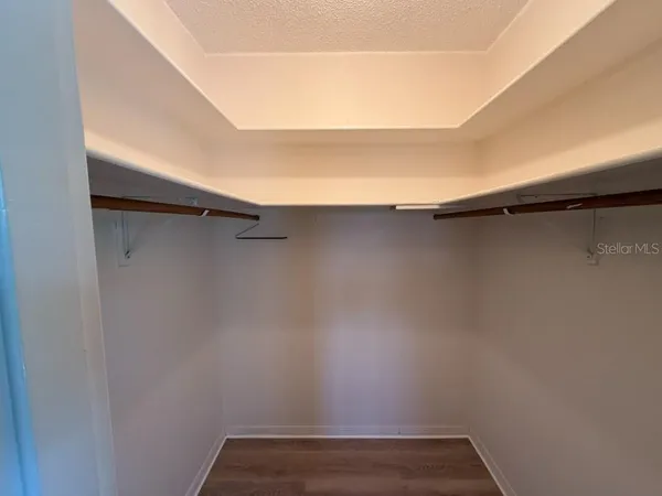 $2,195 | 5835 Tidewood Avenue, Unit 16, Sarasota, FL 34231