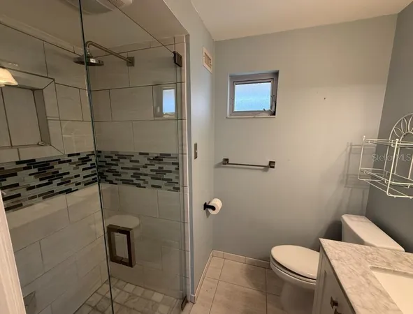 $2,195 | 5835 Tidewood Avenue, Unit 16, Sarasota, FL 34231