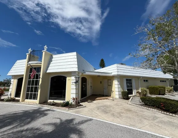 $2,195 | 5835 Tidewood Avenue, Unit 16, Sarasota, FL 34231