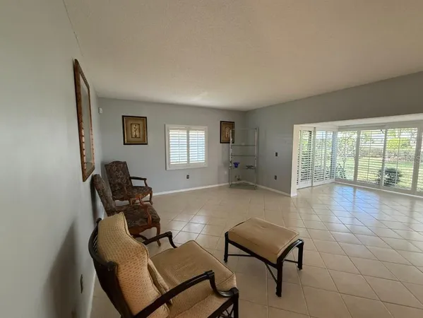 $2,195 | 5835 Tidewood Avenue, Unit 16, Sarasota, FL 34231