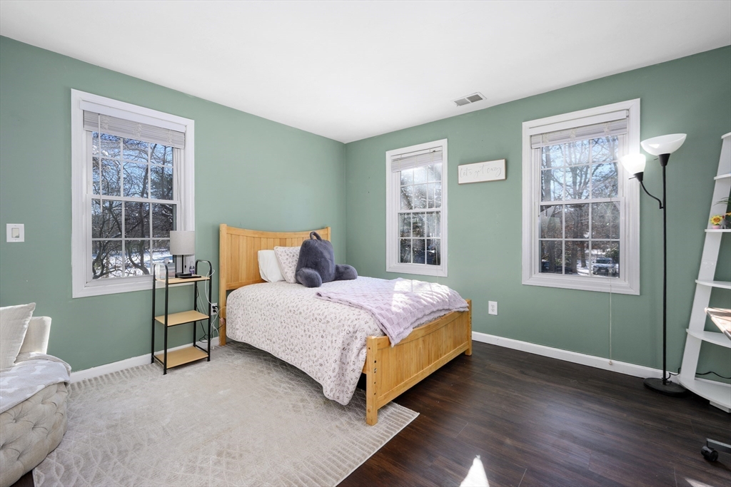 173 Main Street Mashpee, MA 02649 - Photo 18 of 40