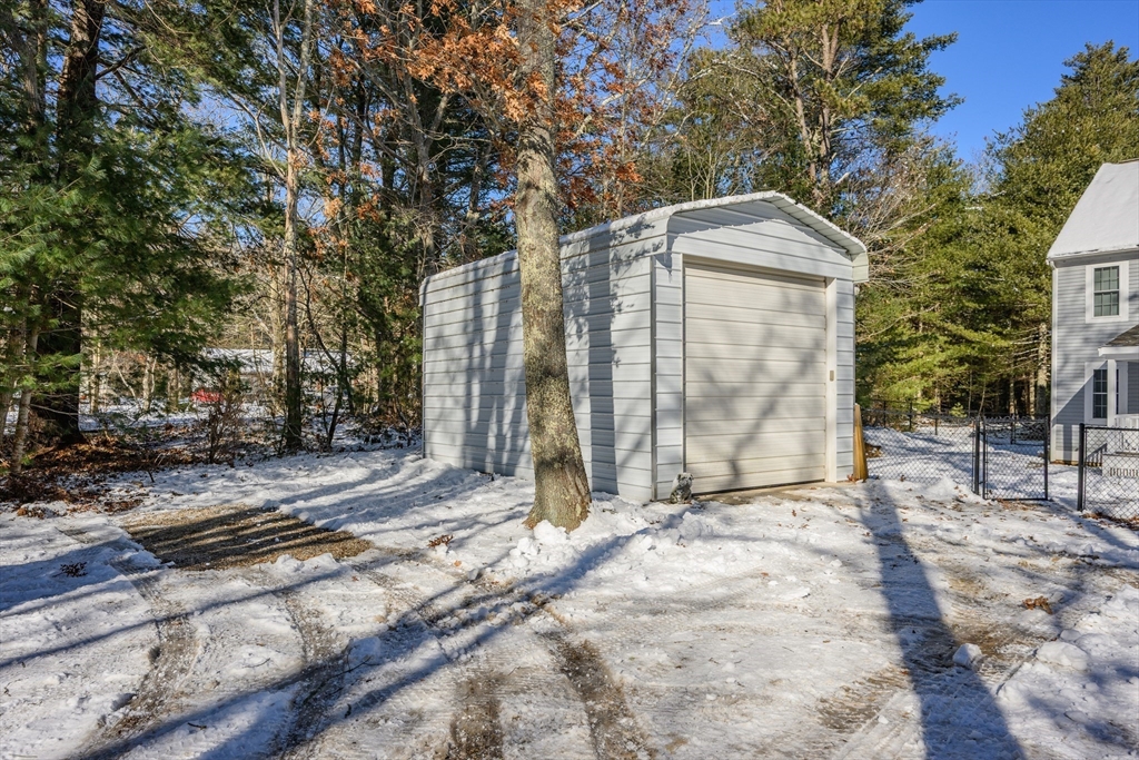 173 Main Street Mashpee, MA 02649 - Photo 27 of 40