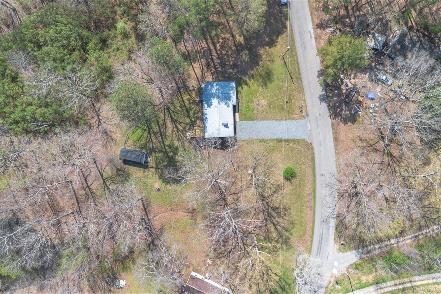 2540 Grays Bend Road Centerville, TN 37033 - Photo 18 of 48 a view of yard