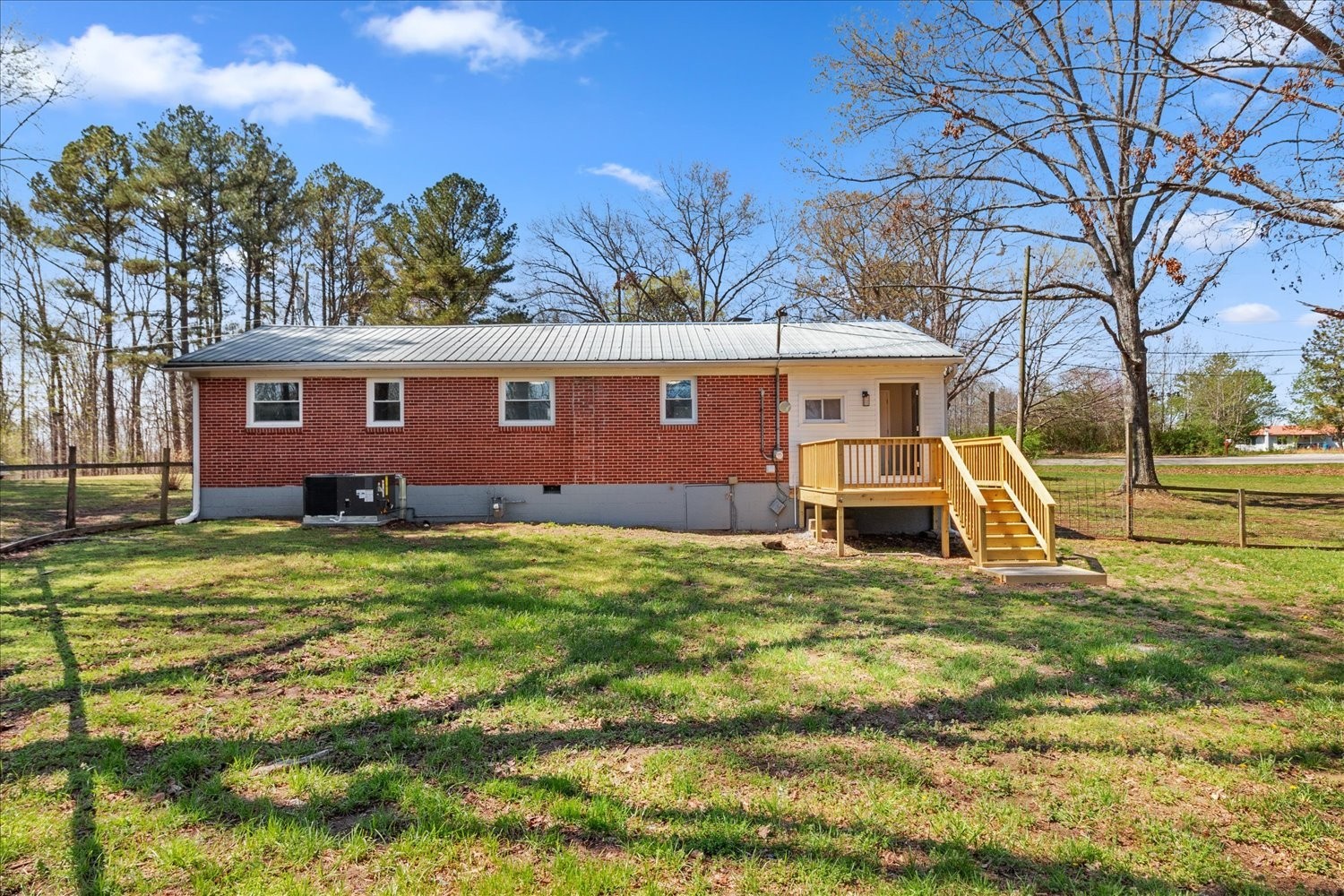 2540 Grays Bend Road Centerville, TN 37033 - Photo 43 of 48 a view of a house with backyard