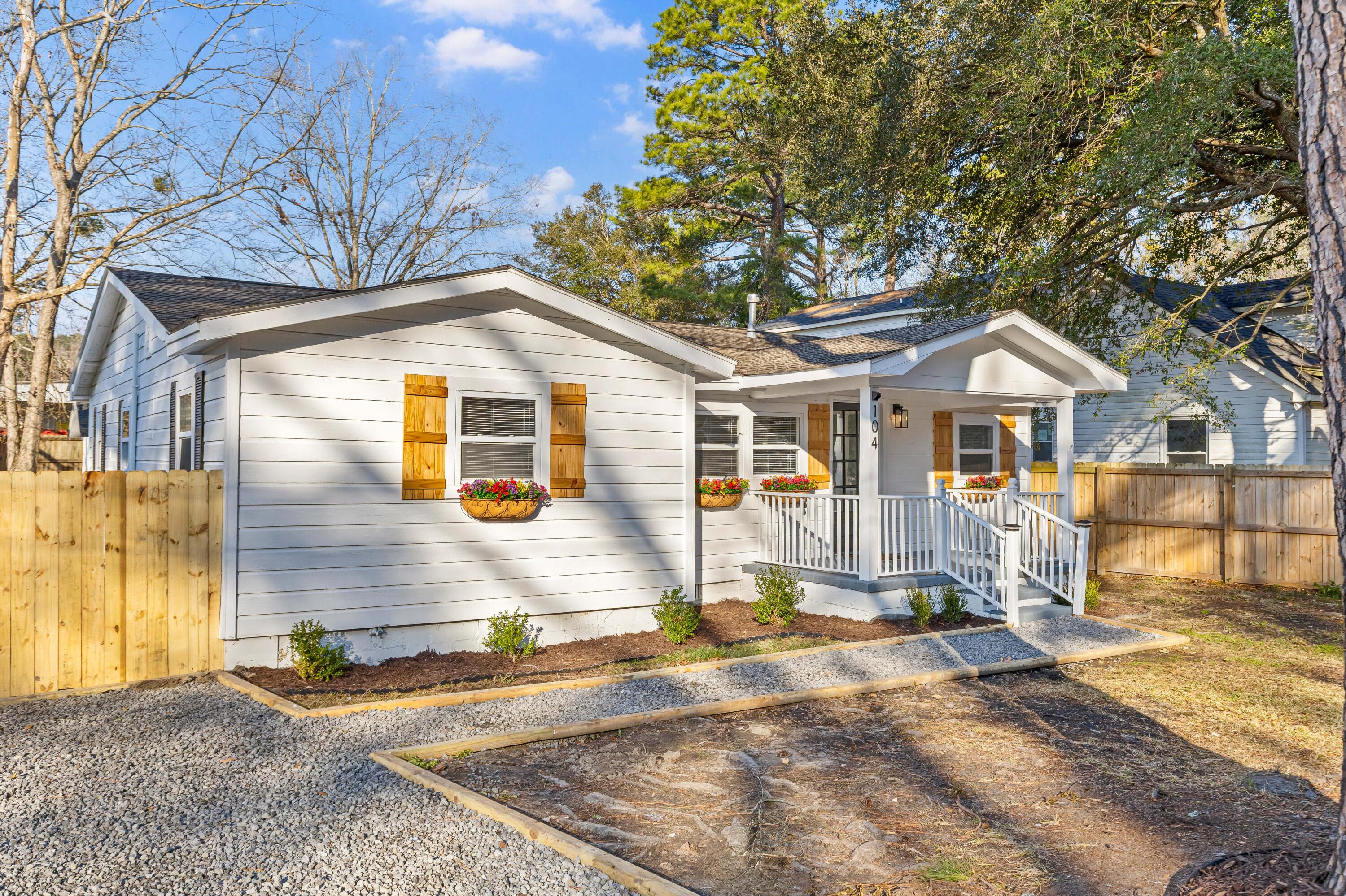 104 County Rd S-18-580 Summerville, SC 29483 - Photo 4 of 32 104-Atlantic-30