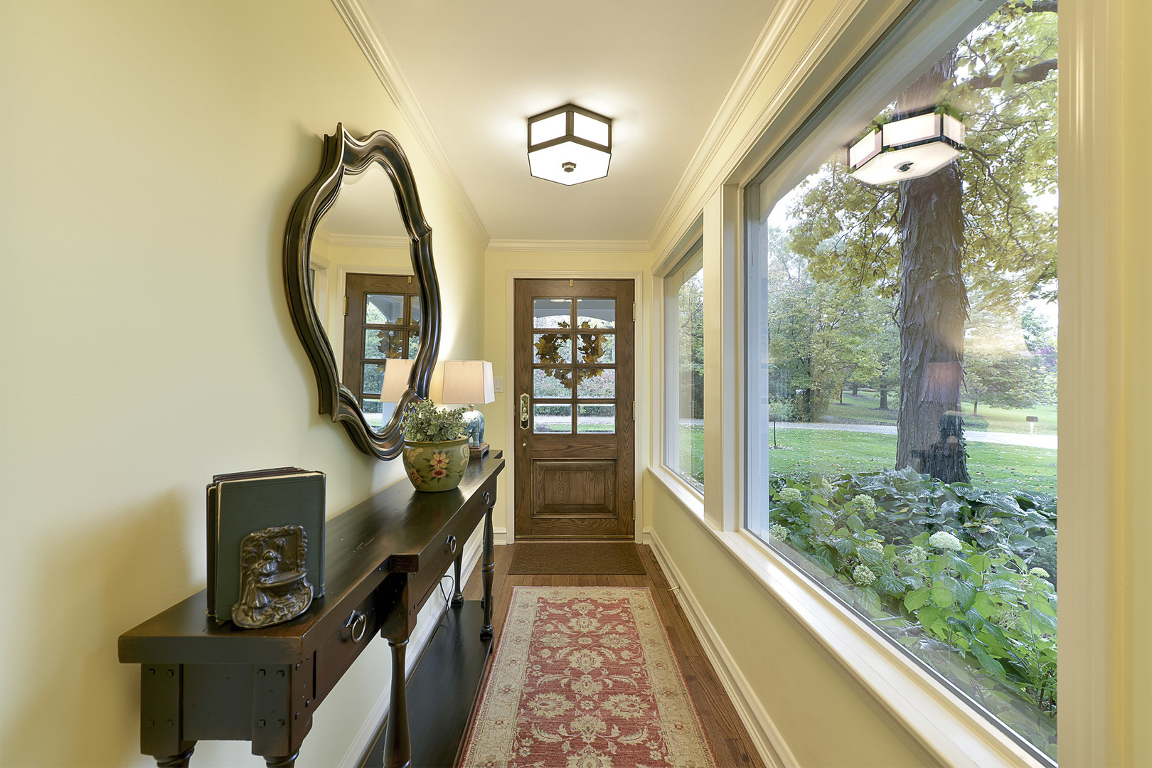 202 Dewey Road Inverness, IL 60067 - Photo 3 of 20 a view of a entryway