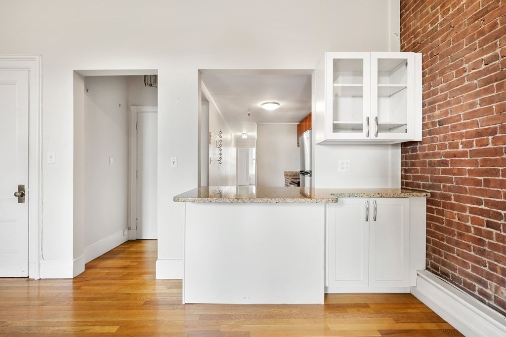230 Beacon Street, Unit B7 Boston, MA 02116 - Photo 12 of 20